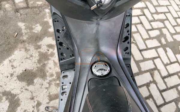 YAMAHA NMAX