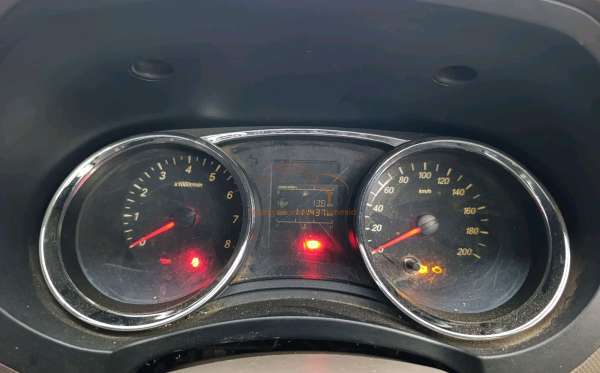 WULING CONFERO