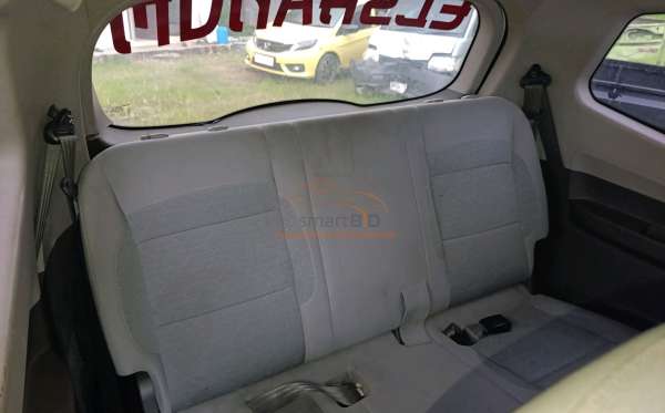 WULING CONFERO