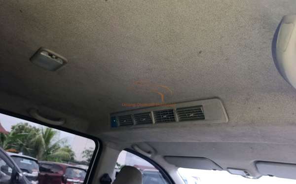 WULING CONFERO
