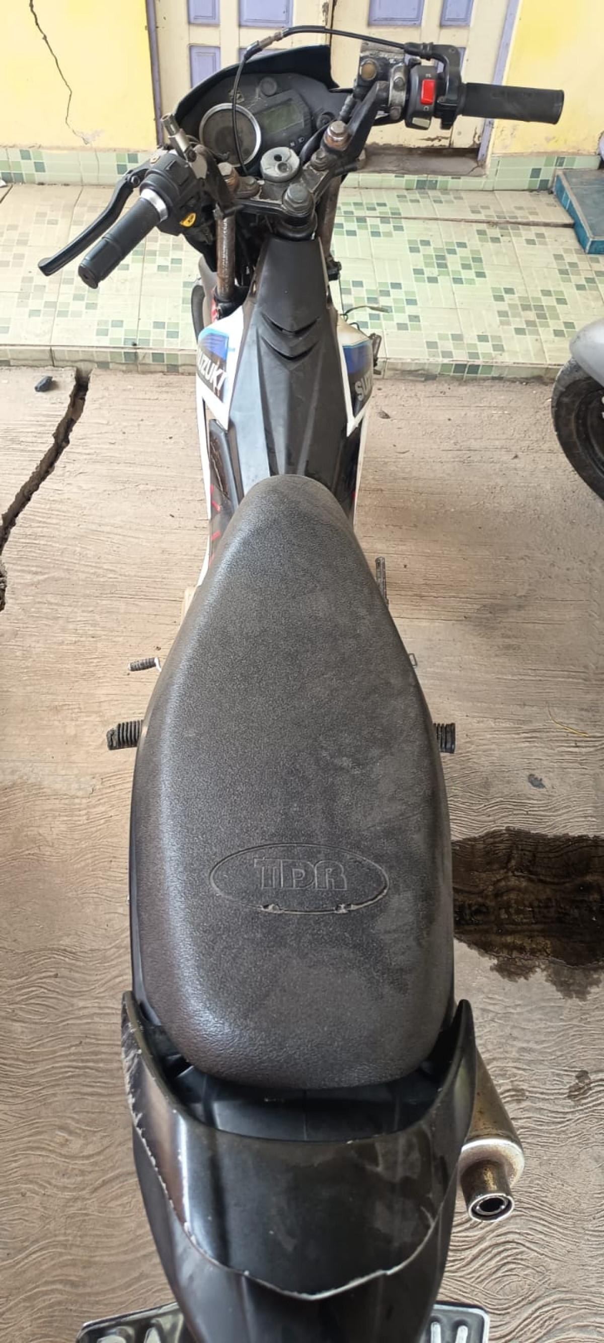 SUZUKI SATRIA