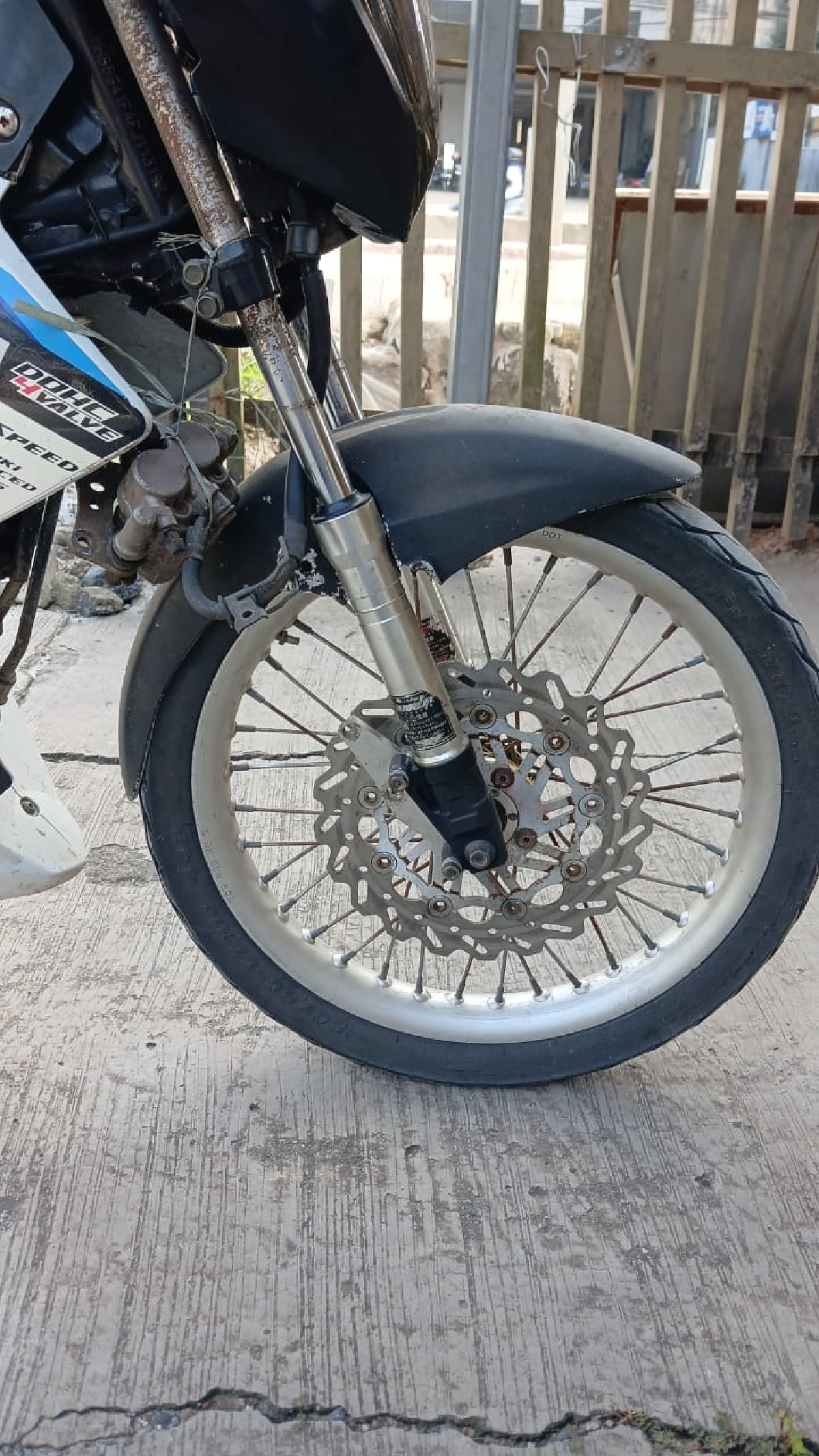 SUZUKI SATRIA