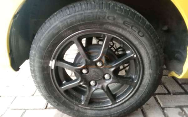 DAIHATSU  AYLA  1.0 X