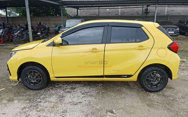 DAIHATSU  AYLA  1.0 X