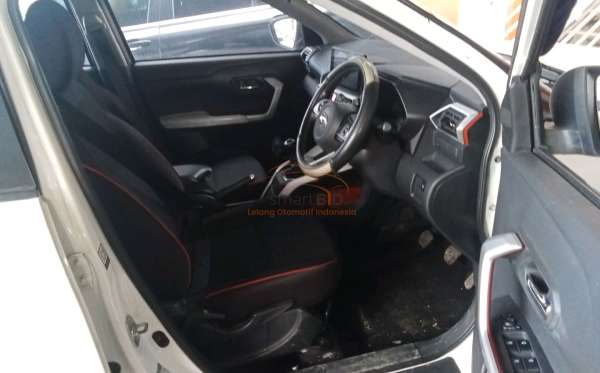 DAIHATSU ROCKY R
