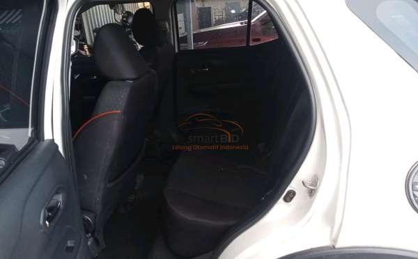 DAIHATSU ROCKY R
