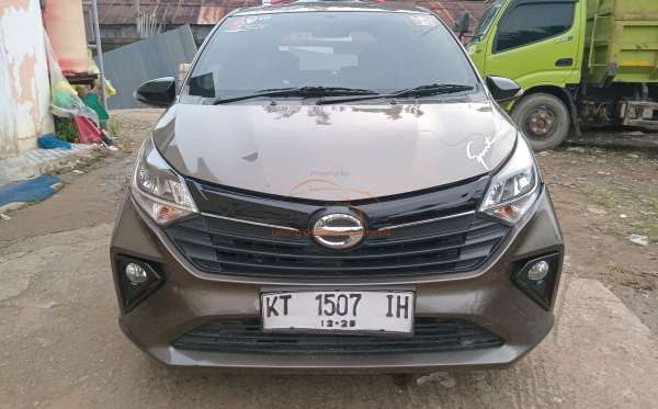 DAIHATSU SIGRA R