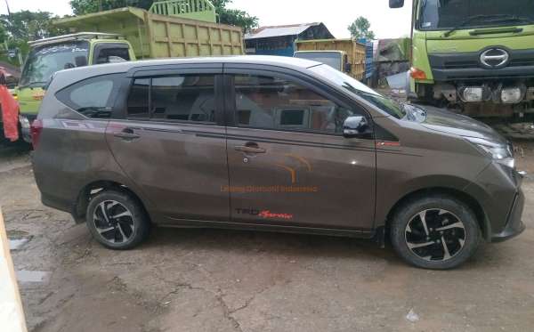 DAIHATSU SIGRA R