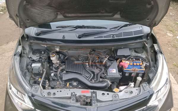 DAIHATSU SIGRA R