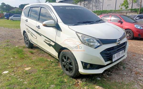 DAIHATSU SIGRA R