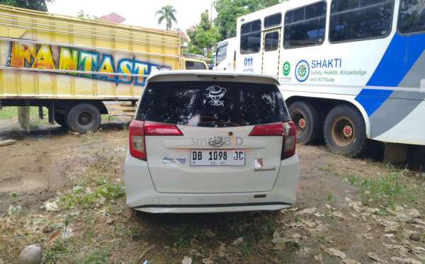 DAIHATSU  SIGRA  M