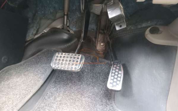DAIHATSU SIRION