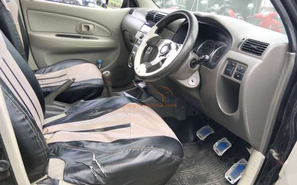 DAIHATSU XENIA