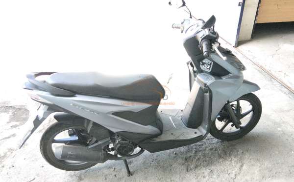 HONDA  BEAT