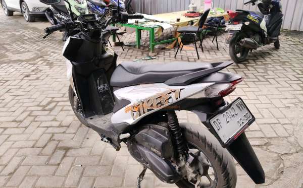 HONDA BEAT STREET