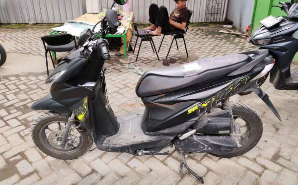 HONDA  BEAT STREET