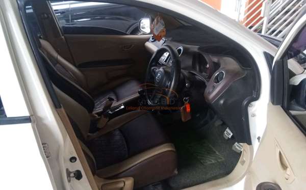 HONDA  BRIO  DD2 1.3 E