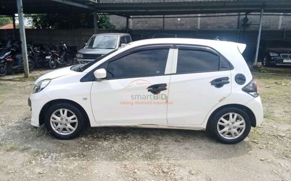 HONDA  BRIO  DD2 1.3 E
