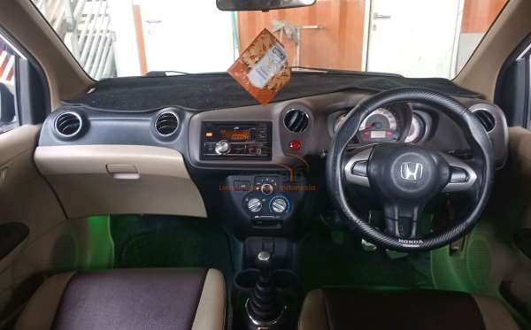 HONDA  BRIO  DD2 1.3 E