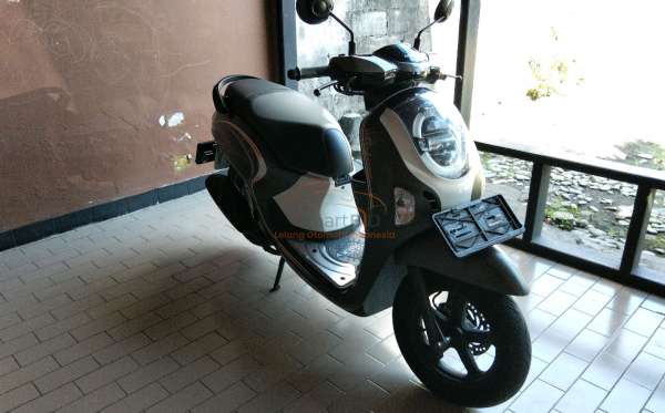HONDA  SCOOPY
