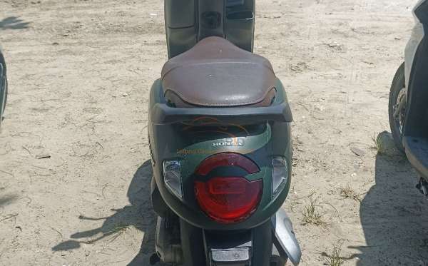 HONDA SCOOPY STYLISH