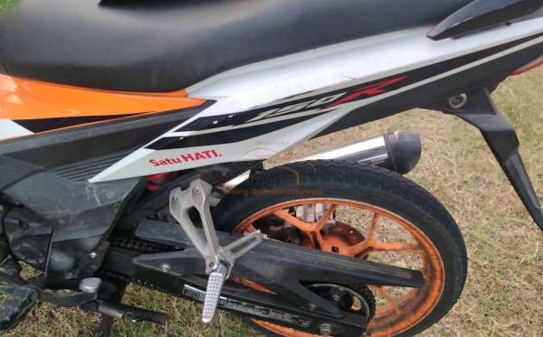HONDA SONIC 150 R
