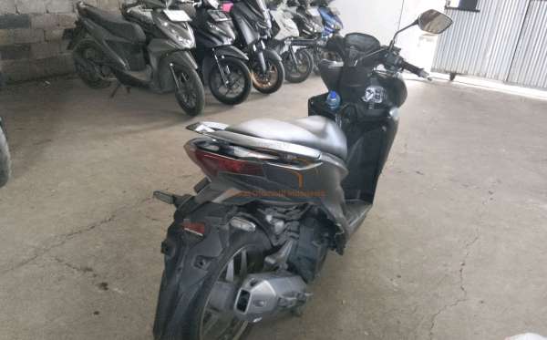 HONDA  VARIO 125