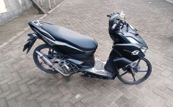 HONDA  VARIO 160