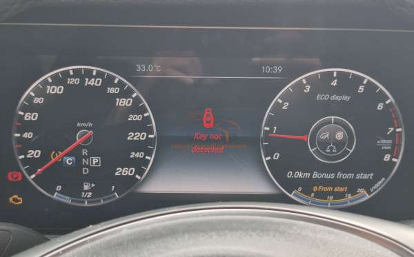 MERCEDES BENZ E 250 CGI