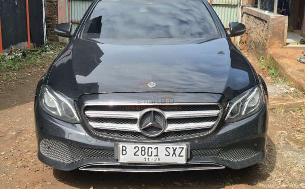 MERCEDES BENZ E 250 CGI