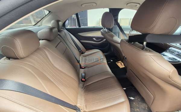 MERCEDES BENZ E 250 CGI