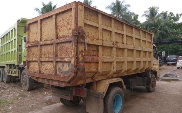 MITSUBISHI COLT DIESEL FE74HDV (4X2) M/T