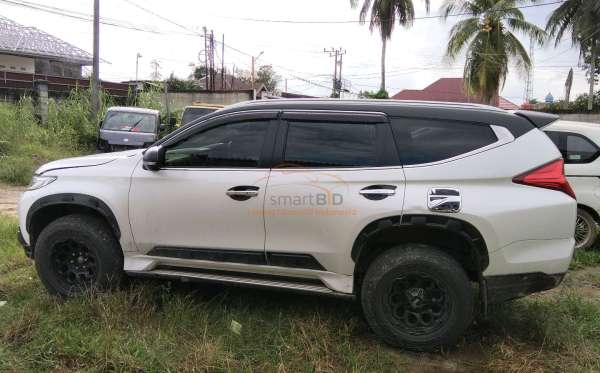 MITSUBISHI PAJERO SPORT DAKAR 2.4 (4x2) AT