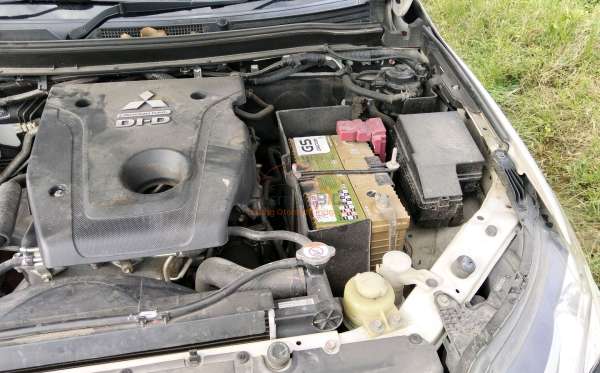 MITSUBISHI PAJERO SPORT DAKAR 2.4 (4x2) AT