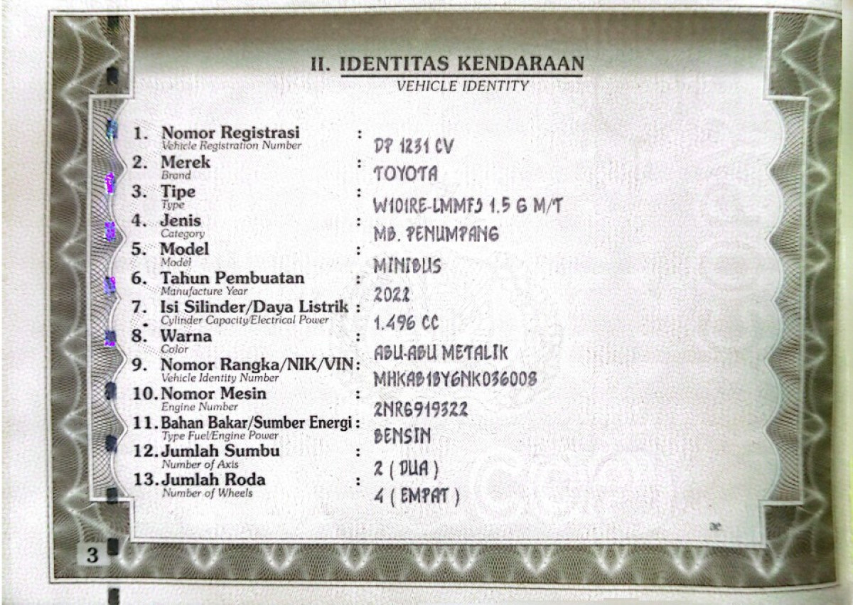 TOYOTA AVANZA