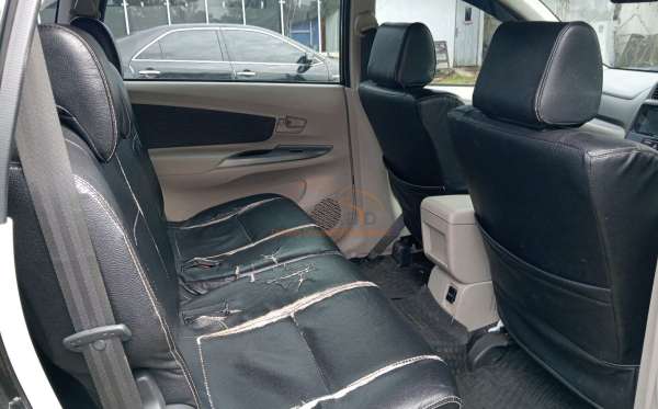 TOYOTA AVANZA 1.5 G