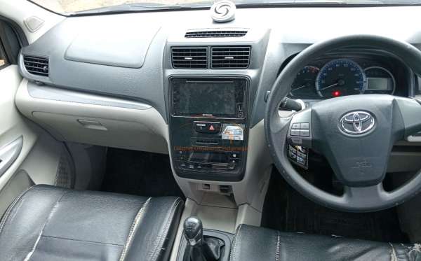 TOYOTA AVANZA 1.5 G
