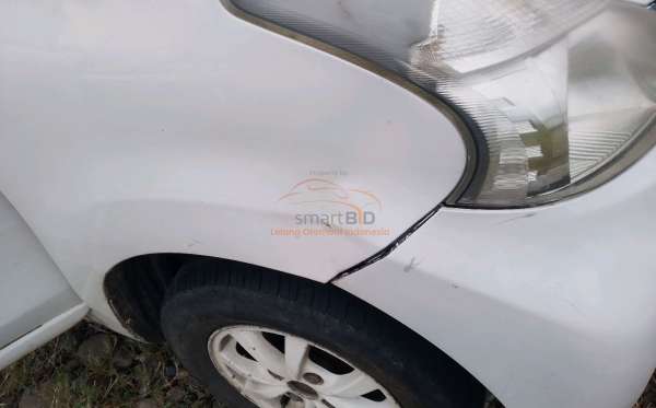 TOYOTA AVANZA