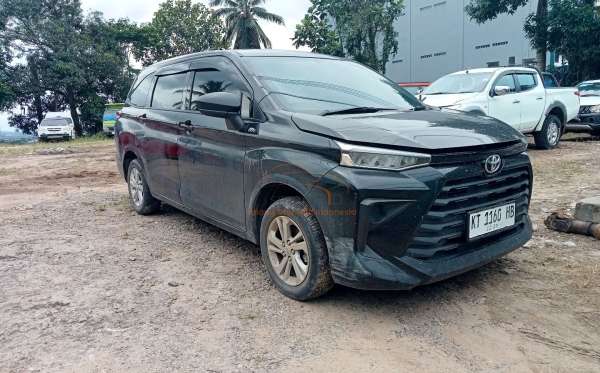 TOYOTA AVANZA 1.3 E