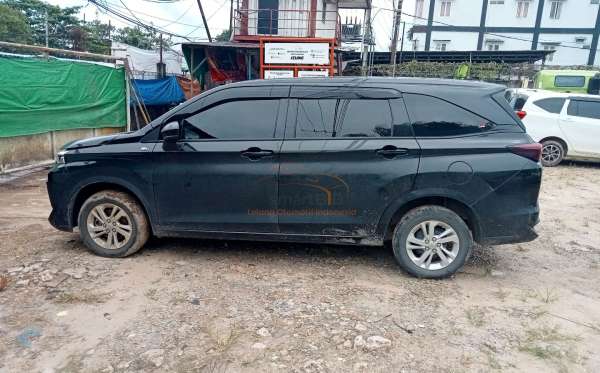 TOYOTA AVANZA 1.3 E