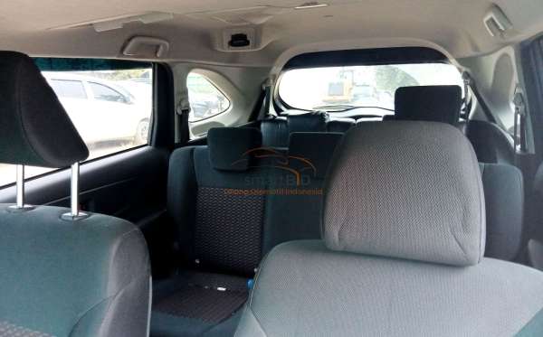 TOYOTA AVANZA 1.3 E