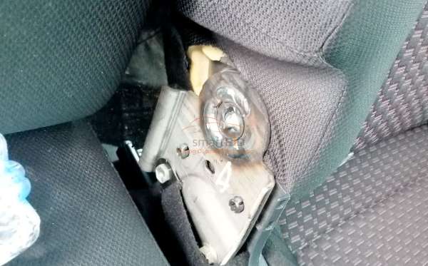 TOYOTA AVANZA 1.3 E