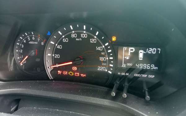 TOYOTA AVANZA 1.3 E