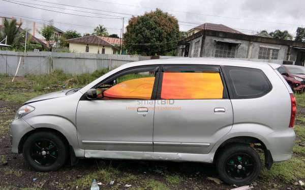 TOYOTA AVANZA