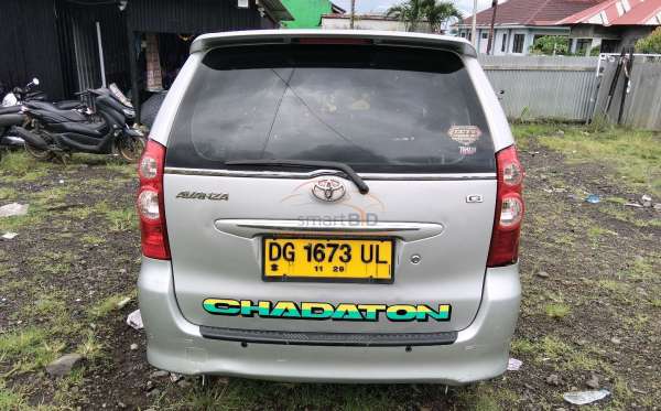 TOYOTA AVANZA