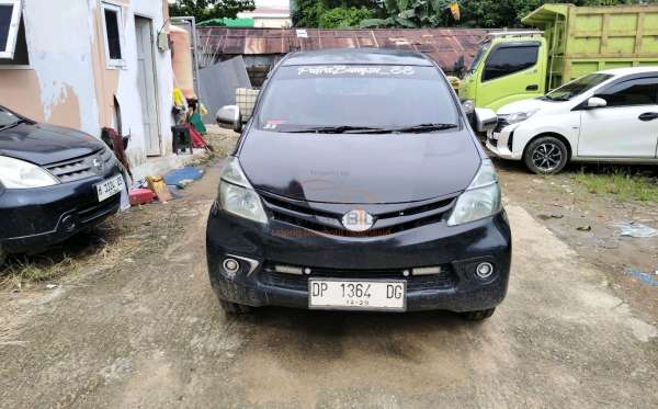 TOYOTA  AVANZA  1.3 G