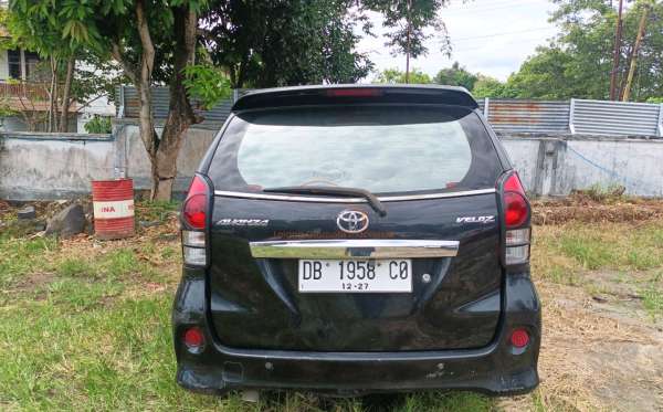 TOYOTA AVANZA