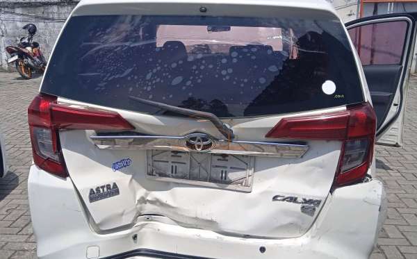 TOYOTA  CALYA  1.2 G M/T