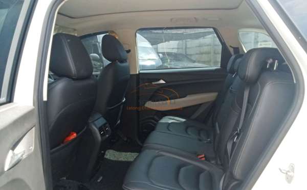 WULING Almaz 1.5LT LUX + SC CVT (4X2) A/T
