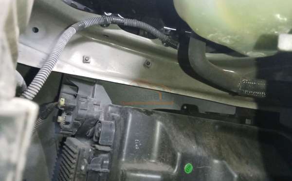 WULING Almaz 1.5LT LUX + SC CVT (4X2) A/T
